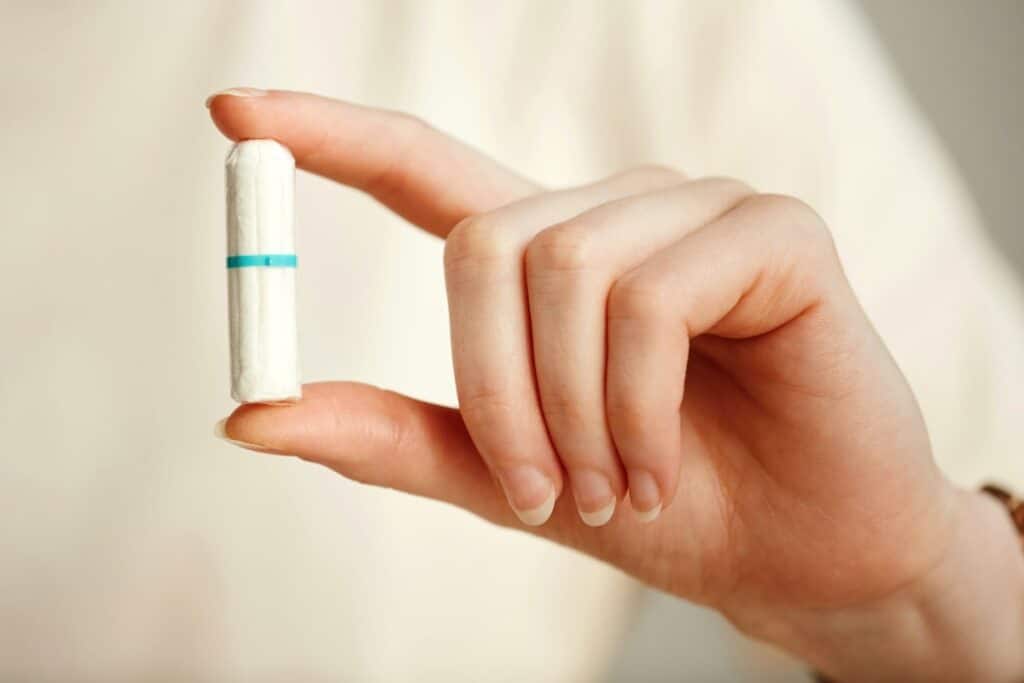 Tampons bij endometriose: waarom je ze beter kunt vermijden